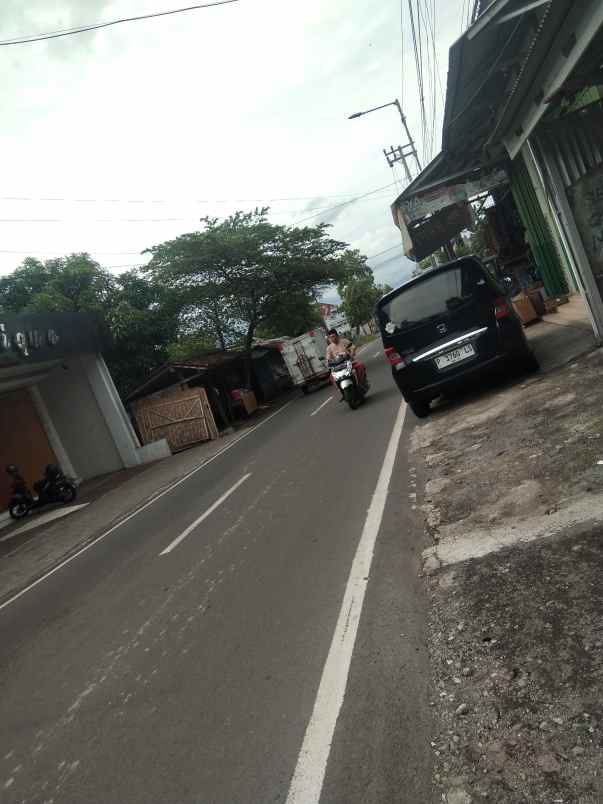 dijual toko 0 jalan sriwijaya sumbersari jember