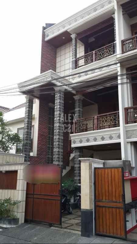 dijual town house siap huni pasar minggu jakarta selat