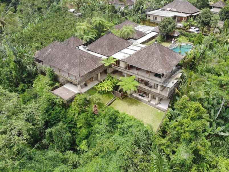 dijual villa jl raya payangan kerta kec