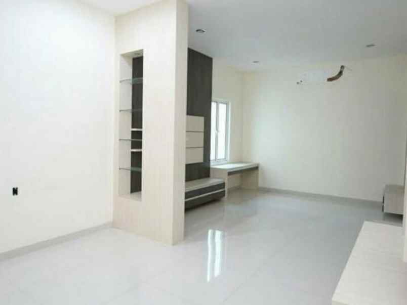 dijual villa siap huni mutiara residence