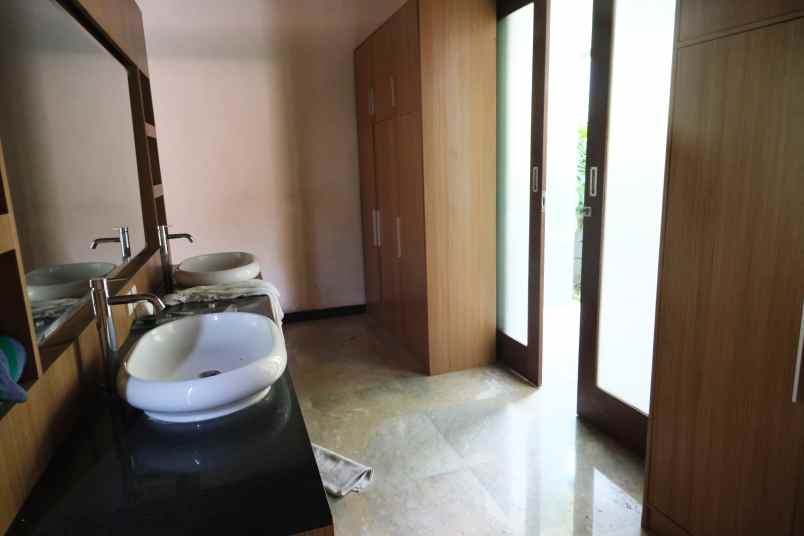 dijual villa tukad balian