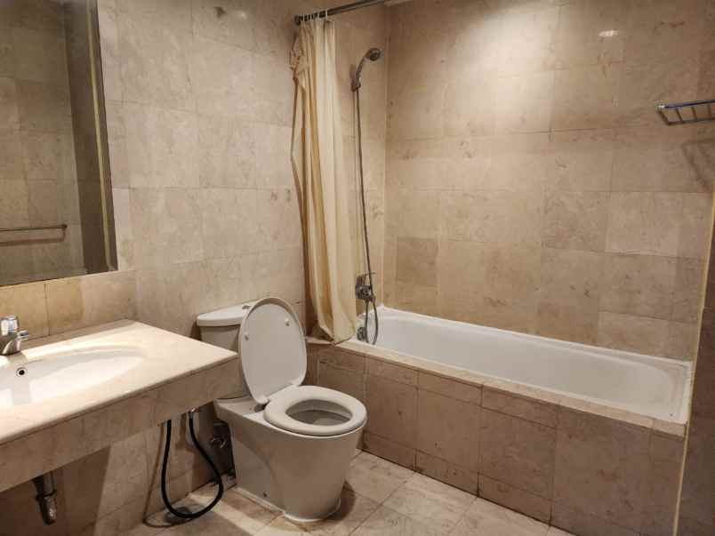 disewakan apartemen apartemen somerset permata