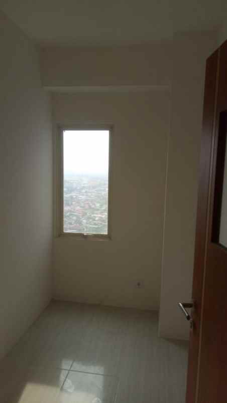 disewakan apartemen puncak cbd wiyung