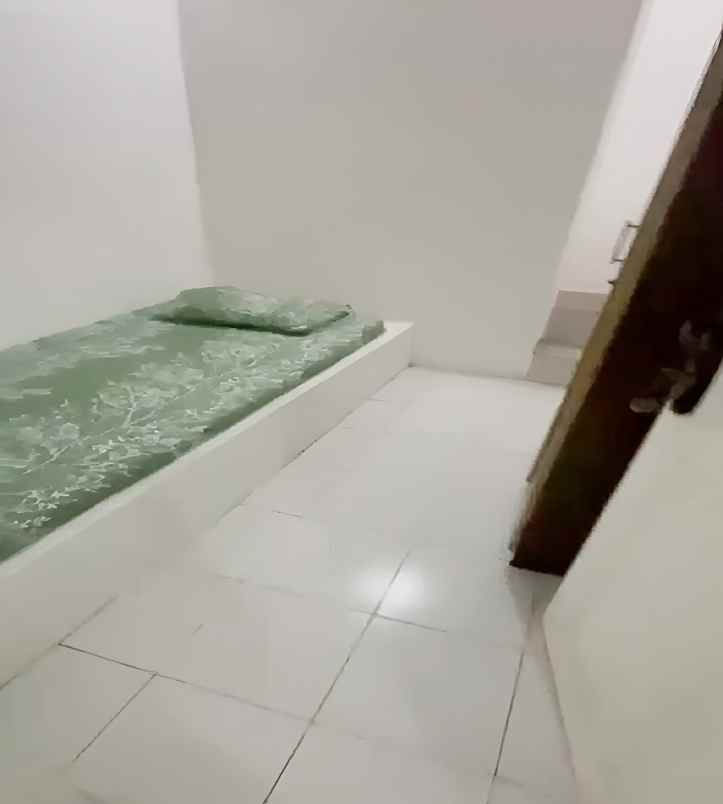 disewakan kost jl minangkabau no 2 kel