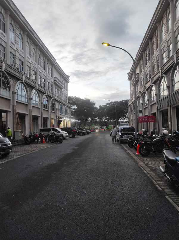 disewakan ruko crown green lake city