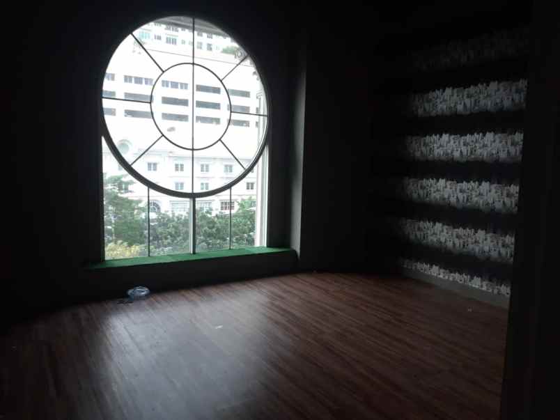 disewakan ruko gudang kantor jalan arteri permata hijau