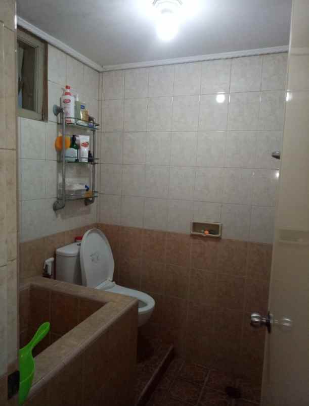 disewakan ruko gudang kantor jalan thamrin asia pasar