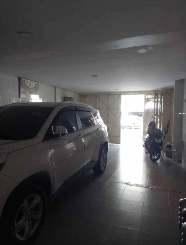 disewakan ruko gudang kantor jalan thamrin asia pasar