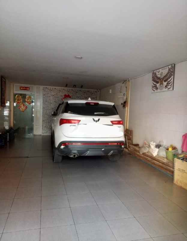 disewakan ruko gudang kantor jalan thamrin asia pasar