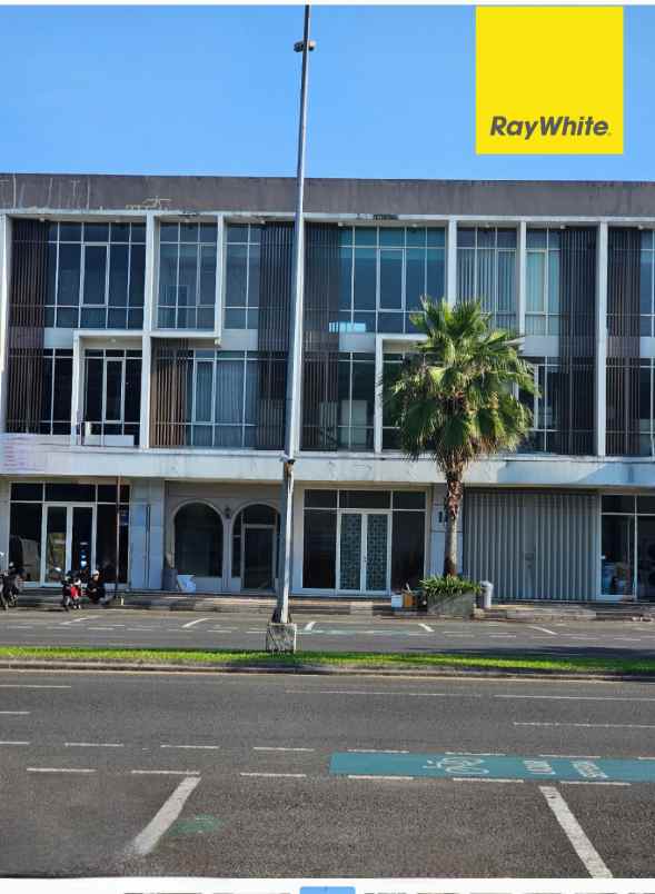 disewakan ruko gudang kantor ruko northwest boulevard nv 5