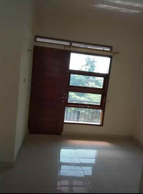 disewakan rumah buana soeta residence