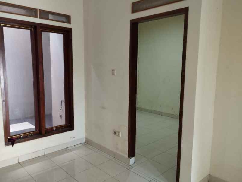 disewakan rumah buana soeta residence