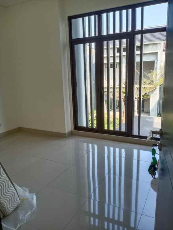 disewakan rumah cluster shinano jgc