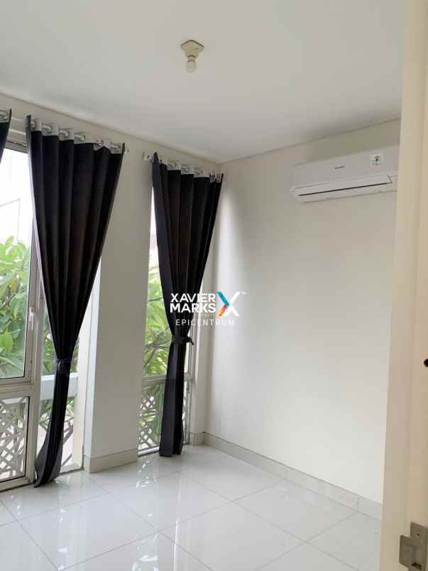 disewakan rumah grand pakuwon adelaide kosongan