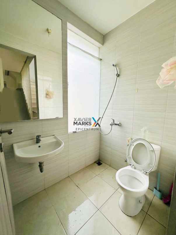 disewakan rumah grand pakuwon cluster quensland walden