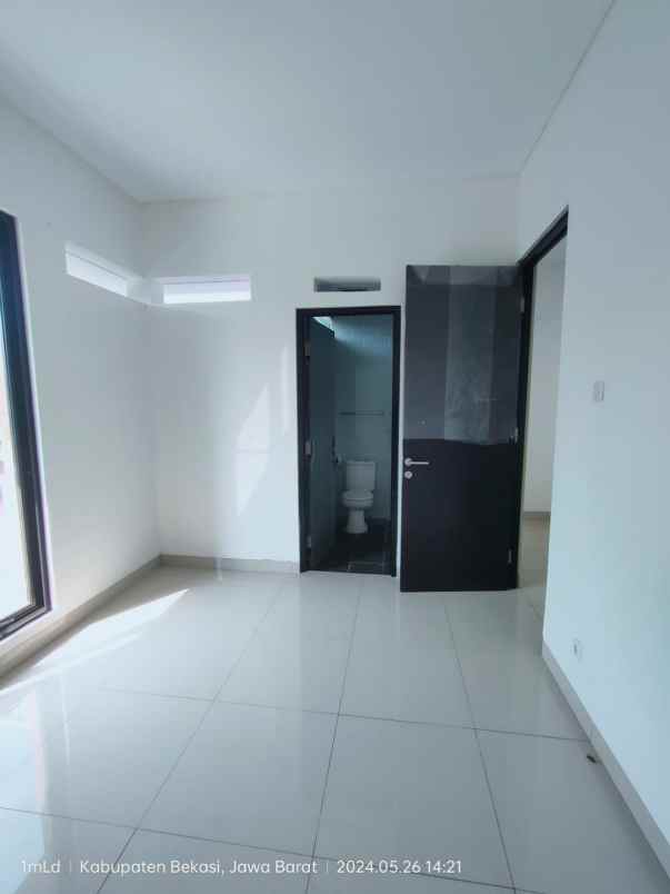 disewakan rumah harapan indah cluster lavesh