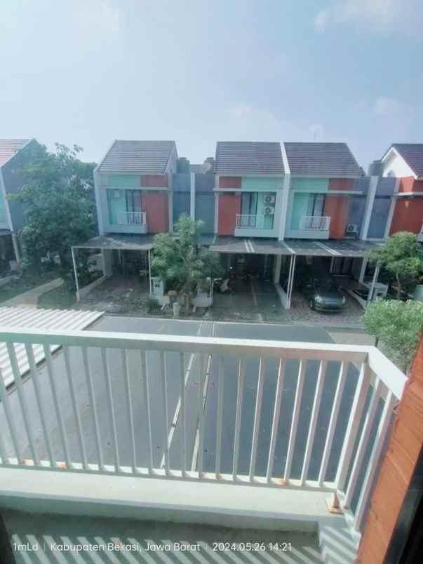 disewakan rumah harapan indah cluster lavesh