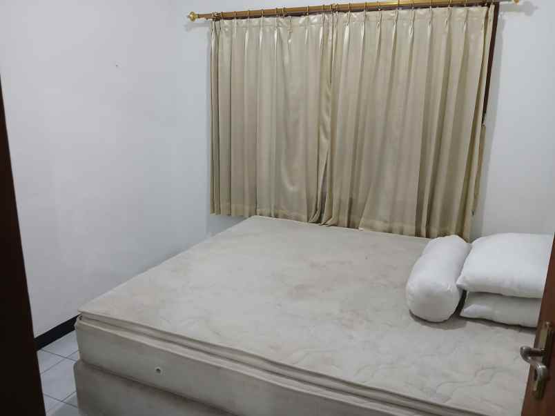 disewakan rumah komplek pratista barat