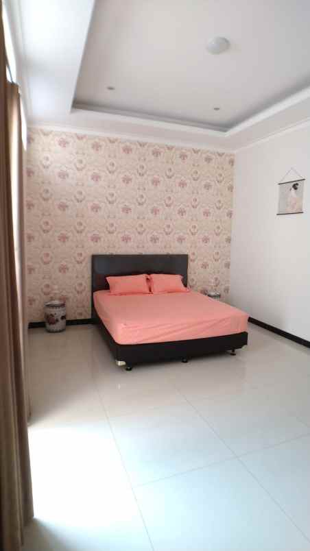 disewakan rumah pakuwon city