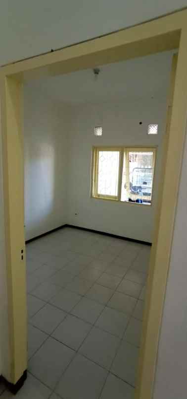 disewakan rumah perum citra tropodo