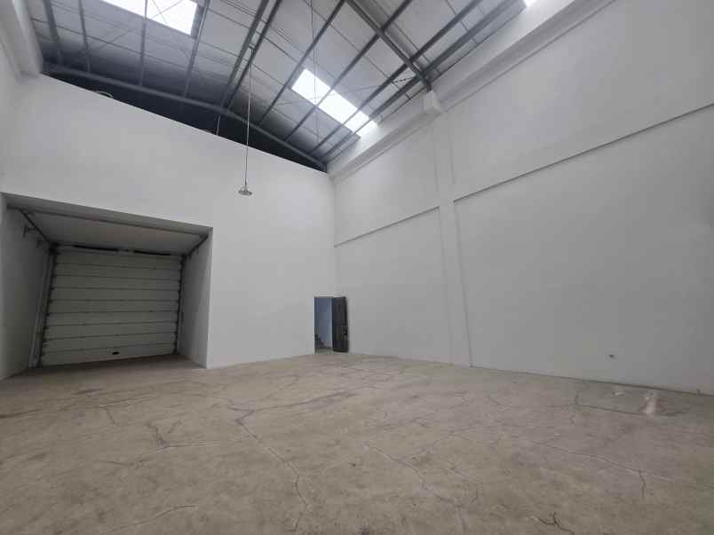 gudang siap pakai bebas pungli di bitung tangerang