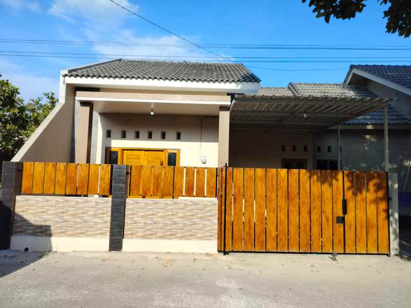 hunian elegan modern dan cantik 7 menit pasar kalasan