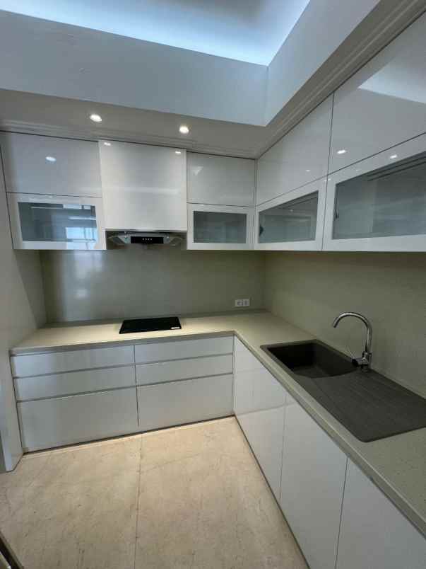 jual apartemen the peak residence strategis