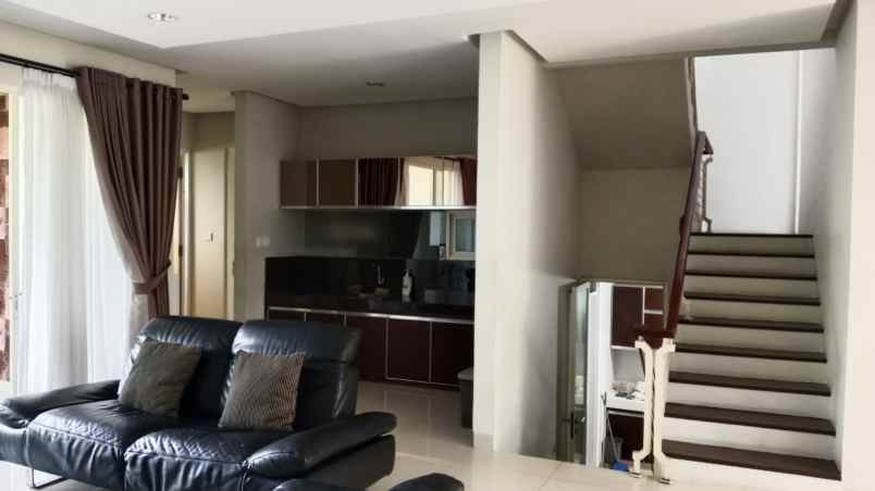 jual rumah 2 lantai di rancamaya bogor selatan