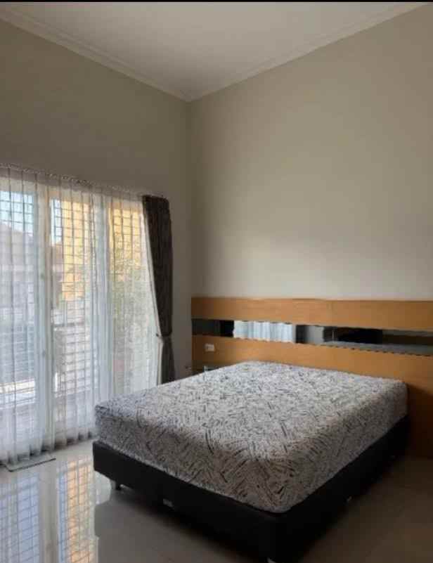 jual rumah araya 1 galaxy bumi permai surabaya timur