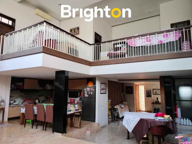 jual rumah dharmahusada indah barat surabaya