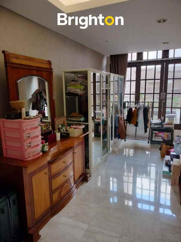 jual rumah dharmahusada indah barat surabaya