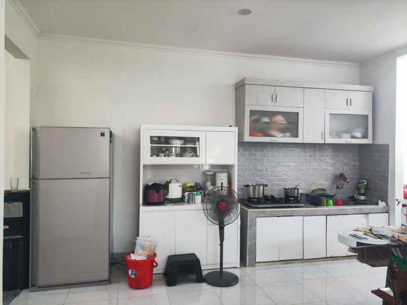 jual rumah hook di grand cibubur country cibubur