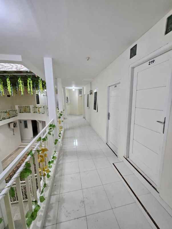 jual rumah kost baru 43 kamar dikelola oleh rukita