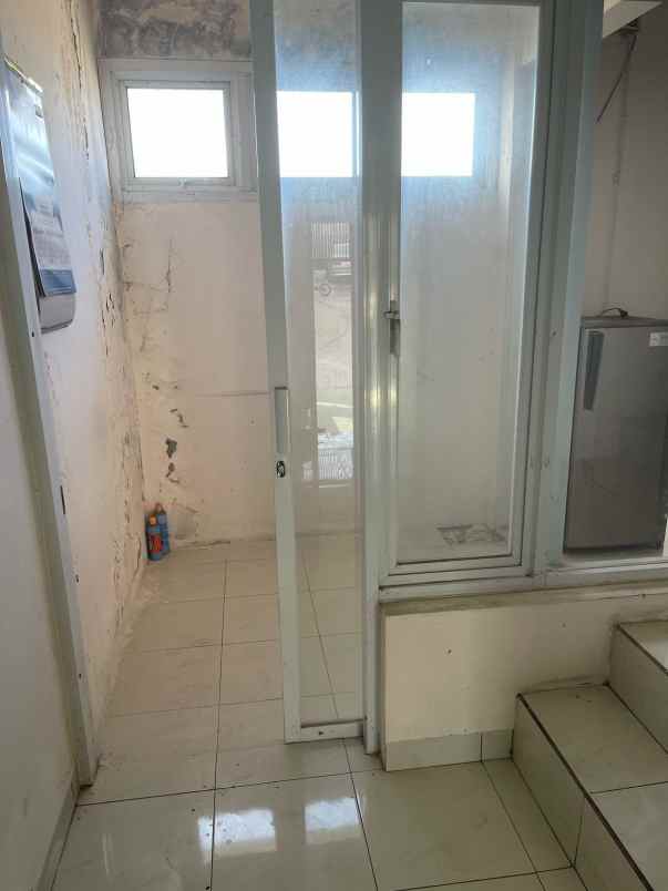 komplek sariwangi lingkungan aman 20 menit tol pasteur