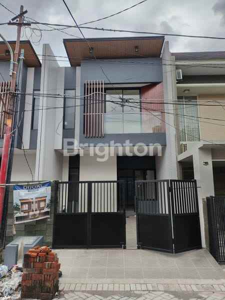 mulyosari rumah 2 lantai new gress