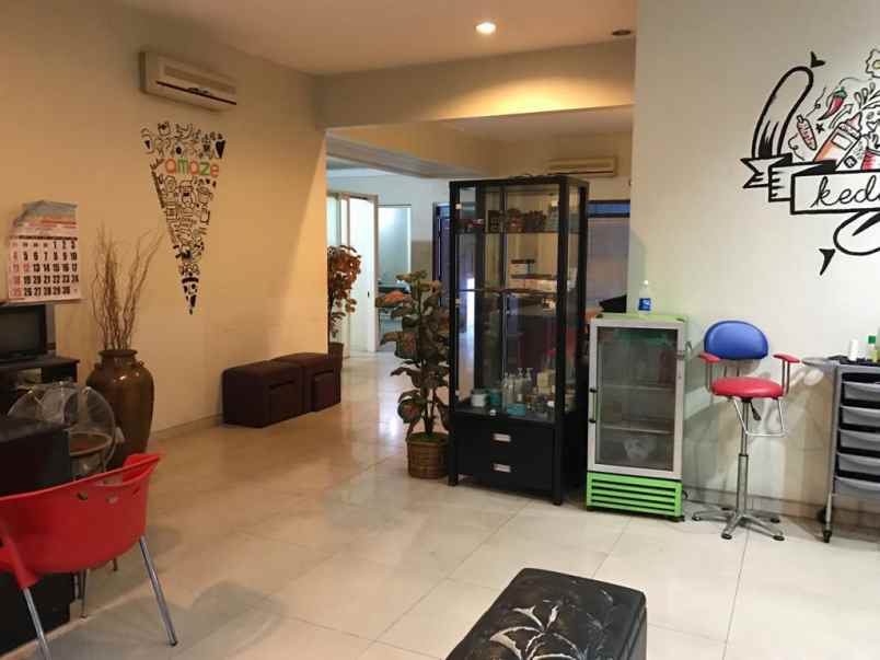 raya rungkut asri tengah ex salon cafe nego