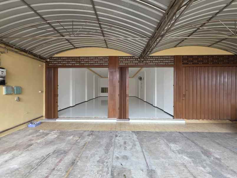 ruko barata jaya strategis