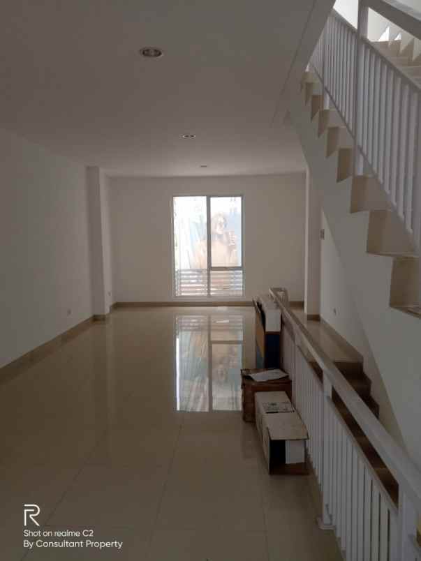 ruko gudang kantor jababeka cikarang utara