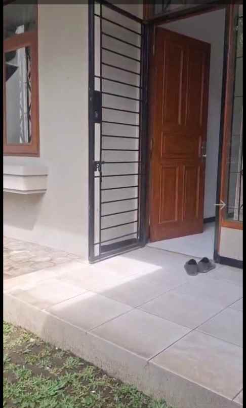 rumah 1 lantai dikomplek batununggal