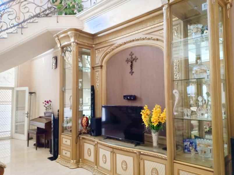 rumah araya 2 galaxy bumi permai strategis siap huni