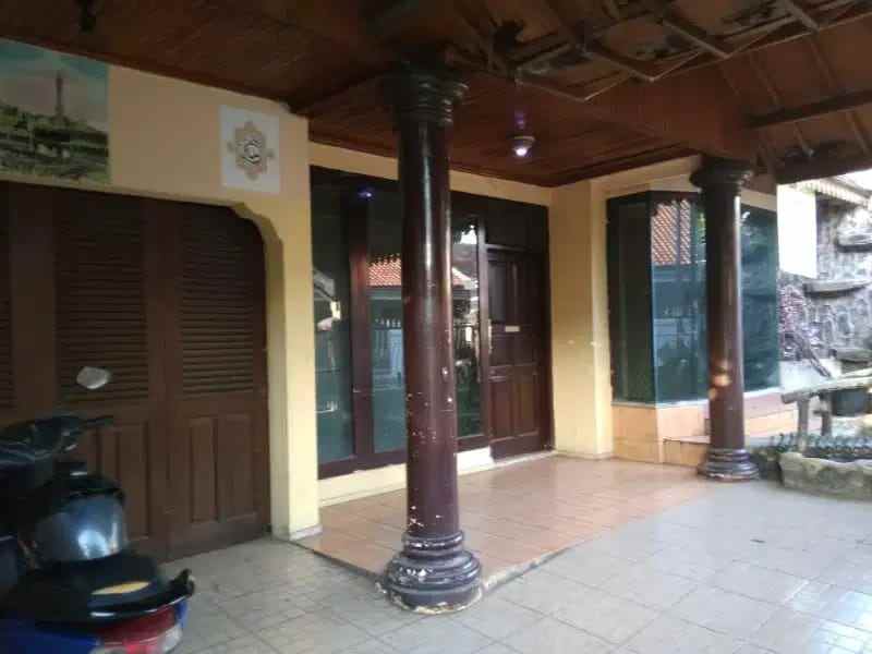 rumah asri luas 190 meter di komplek abadi duren sawit