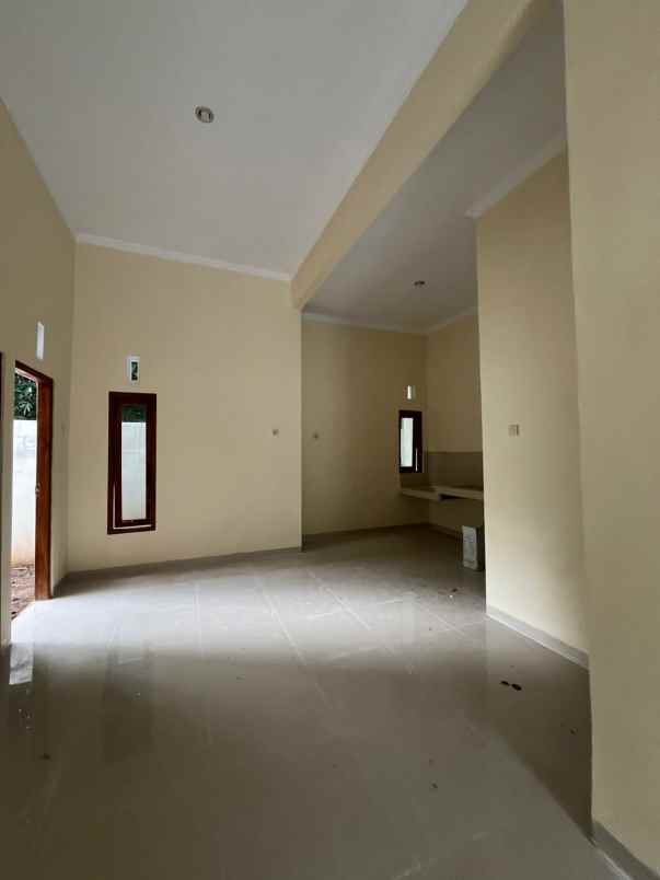 rumah baru dalam cluster 9 unit di moyudan sleman