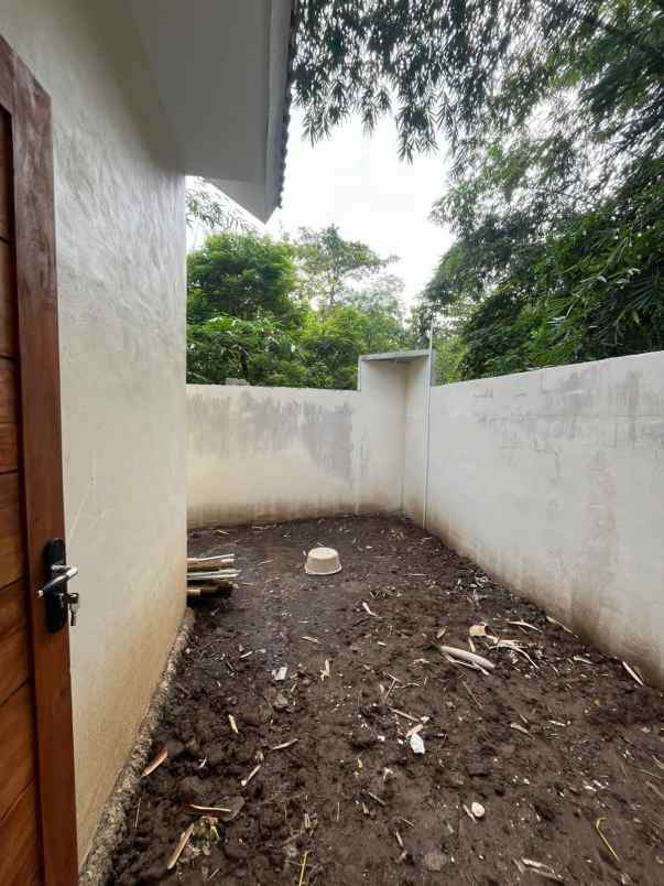 rumah baru dalam cluster 9 unit di moyudan sleman