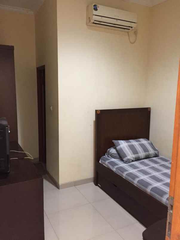 rumah bendungan hilir jakarta pusat