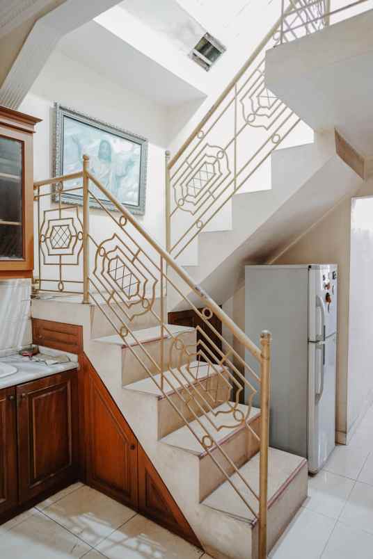 rumah bintaro sekt 3 lt 400 250 shm jual cepat