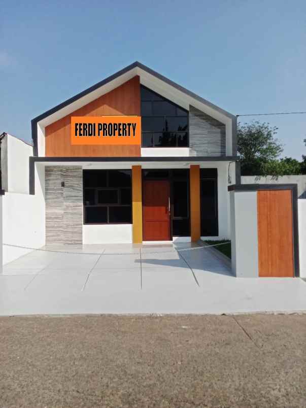 rumah cantik siap huni leuwinanggung tapos