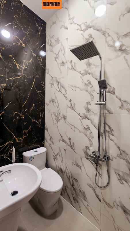 rumah cantik siap huni leuwinanggung tapos