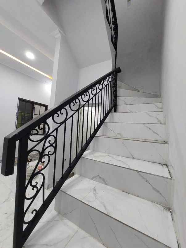 rumah classic modern minimalis di beji depok