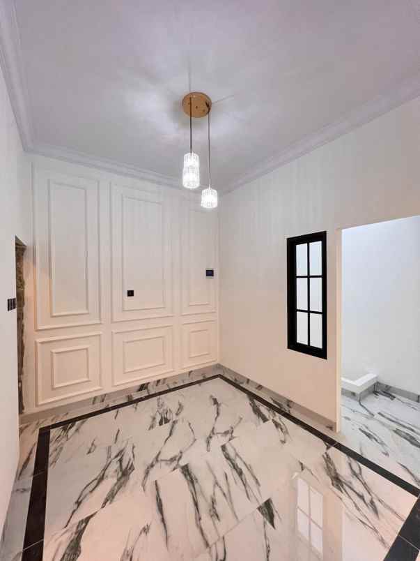 rumah dekat stasiun tanjung barat jakarta selatan