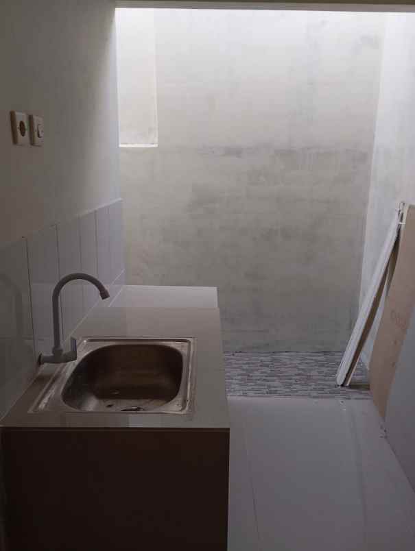 rumah di belakang basarnas jalan wates sedayu